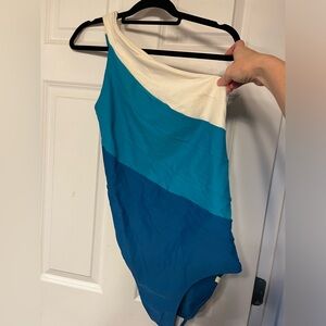 One shoulder tri color bathing suit with matching coverup skirt